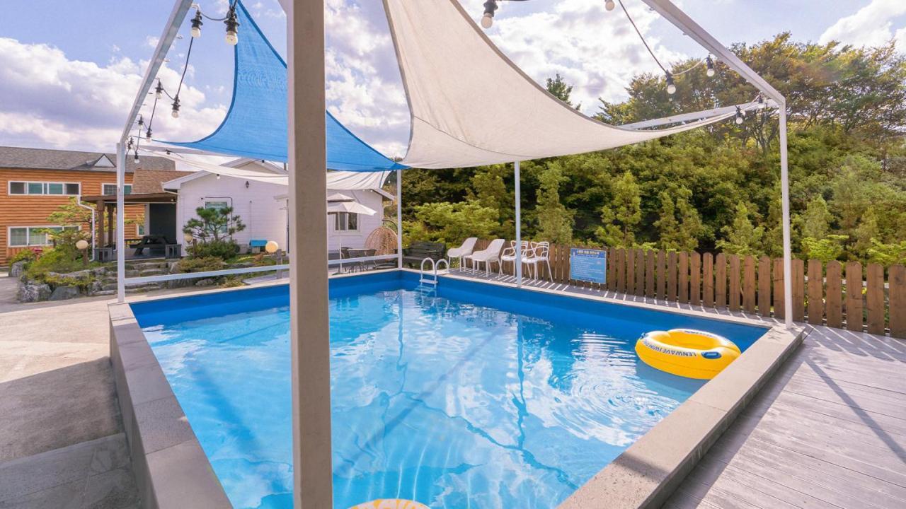 Tinkerbell Pension Кёнджу Экстерьер фото