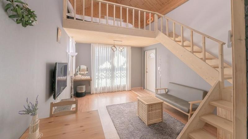 Tinkerbell Pension Кёнджу Экстерьер фото